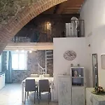 Casa Leo